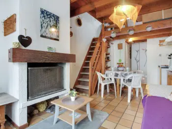 Appartement à Viella   Hautes Pyrénées,Chalet duplex 4 pers. avec cheminée et parking - Viella FR-1-402-48 N°967448