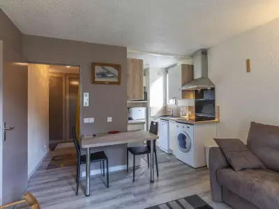 Appartement à Cauterets, Studio cosy 4 pers. avec loggia, parking et équipement complet, à deux pas du centre de Cauterets - L942308