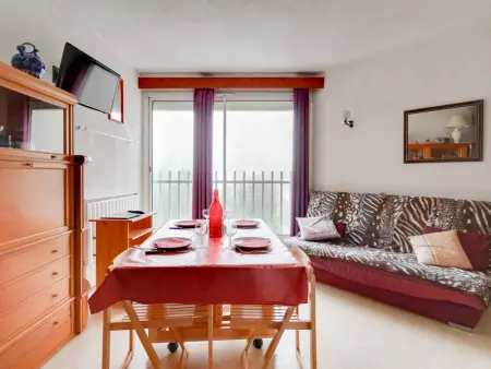 Studio pour 4 pers avec TV, parking, animaux admis, proche station de ski - Photo 4