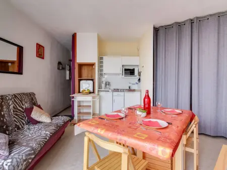 Studio pour 4 pers avec TV, parking, animaux admis, proche station de ski - Photo 7