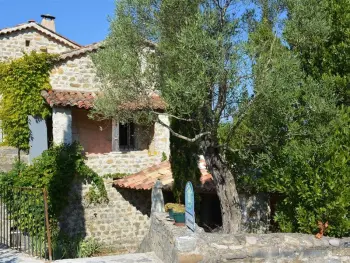 Huisje in Grospierres,Gîte 2 pièces avec climatisation et animaux admis à Grospierres FR-1-382-64 N°831273