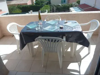 Appartement à Marseillan Plage,Appartement lumineux avec clim, terrasse et parking à Marseillan FR-1-387-35 N°882675