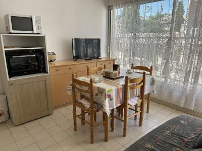 Appartement à Le Grau du Roi, Centre-ville, proche plage - Appt 2P cabine, 4 pers avec parking privé, Le Grau-du-Roi - L882760