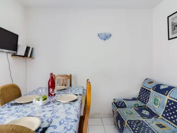 Wohnung in Luz Saint Sauveur,Appartement T2 cabine à Luz-Saint-Sauveur, parking privé, animaux bienvenus FR-1-402-79 N°882931