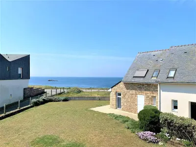 Villa à Quiberon, Maison rénovée 3 pièces avec terrasse, jardinet et parking à Quiberon - L831432