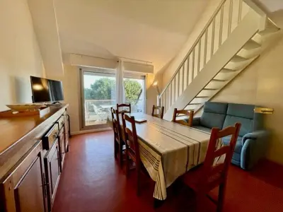 Appartement à Quiberon, Quiberon - Charmant Duplex 3 Pièces de 52m² au Calme avec Balcon, Parking et Animaux Acceptés - L883005