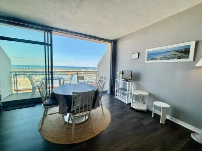 Appartement à Quiberon, Quiberon - Studio 33m², 3 pers, Balcon vue mer, Parking, Animaux admis - L883011