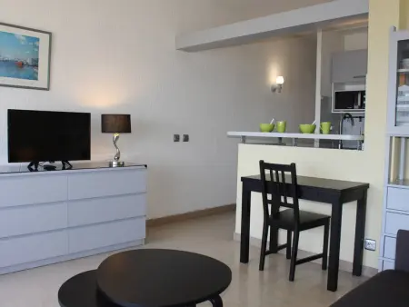 Studio rénové en bord de mer à Villeneuve-Loubet - Photo 3