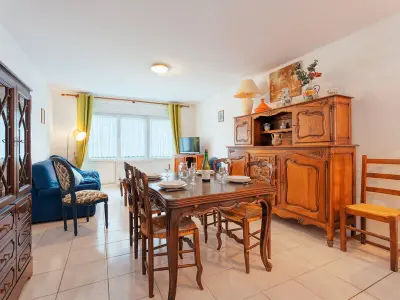 Appartement à Carnac, Appartement 3P 69m² à mi-chemin plage et bourg de Carnac - L883094