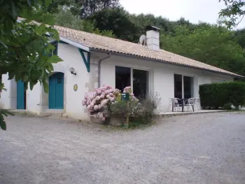 Gite à Orist,Location de Gîte Familial avec Piscine à Orist, Proche de l'Adour et de la Forêt FR-1-360-354 N°831477