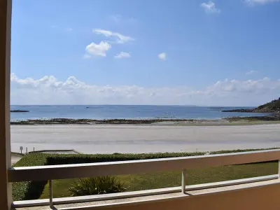 Appartement à Trébeurden, Appartement avec 2 chambres, balcon et superbe vue mer à quelques pas de la plage de Tresmeur FR-1-368-148 N°883136