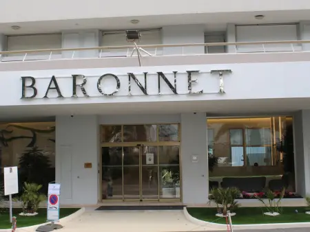 Studio moderne, 2 couchages, climatisé avec parking à Villeneuve Loubet Plage - Photo 15