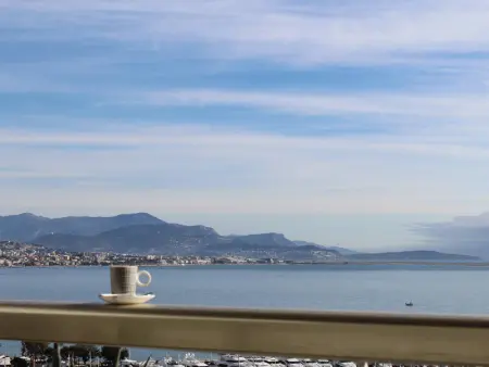 Studio moderne, 2 couchages, climatisé avec parking à Villeneuve Loubet Plage - Photo 19