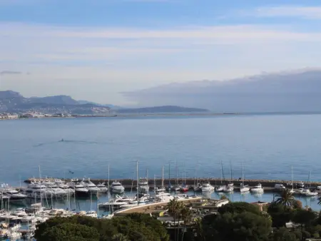 Studio moderne, 2 couchages, climatisé avec parking à Villeneuve Loubet Plage - Photo 20