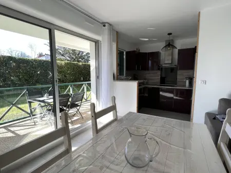 Appartement T2 confortable avec terrasse sud et parking, au calme, proche commerces, petit animal accepté - Photo 6