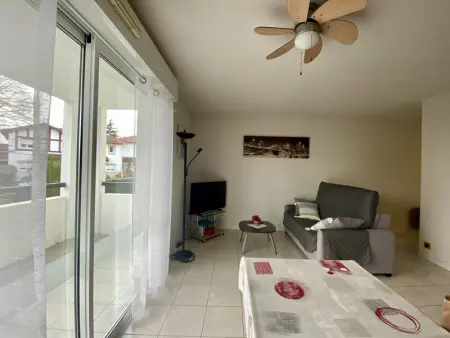 Appartement T2 Confortable avec Terrasse, Proche Centre Ville et Thermes, Cambo-les-Bains - Photo 2