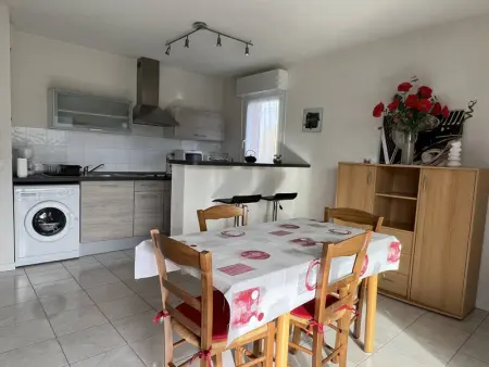 Appartement T2 Confortable avec Terrasse, Proche Centre Ville et Thermes, Cambo-les-Bains - Photo 4