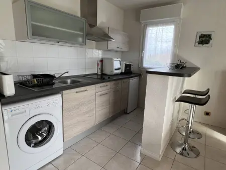 Appartement T2 Confortable avec Terrasse, Proche Centre Ville et Thermes, Cambo-les-Bains - Photo 5