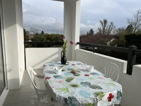 Appartement T2 Confortable avec Terrasse, Proche Centre Ville et Thermes, Cambo-les-Bains - Photo 11