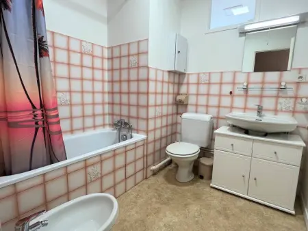 Charmant T1 Bis à Cambo-les-Bains avec balcon, ascenseur et parking - Photo 7