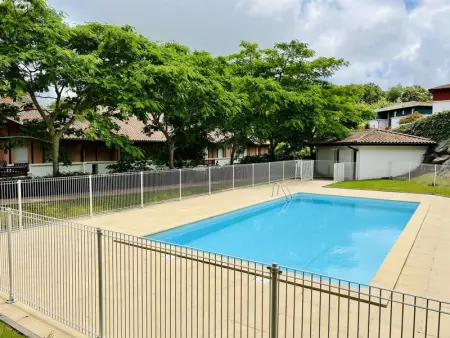 Appartement T2 à Cambo-les-Bains, RDC, piscine, proche thermes, wifi, parking privé, non-fumeur. - Photo 14