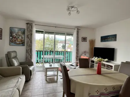 Appartement T2 confortable à Cambo-les-Bains avec terrasse et parking proche centre et thermes - Photo 5