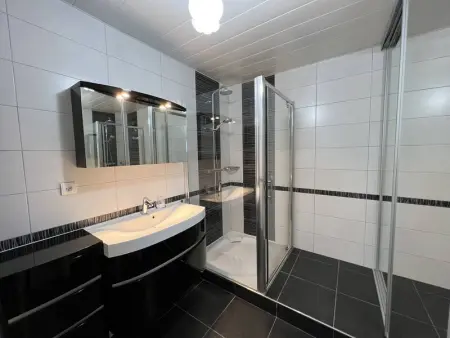 Appartement T2 à Cambo-les-Bains, proche centre et thermes, avec terrasse, parking, et accès internet - Photo 10