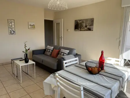 Charmant T2 à Cambo-les-Bains : Terrasse, Parking, Internet - Photo 5