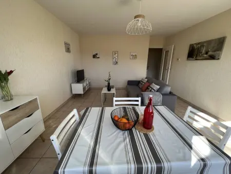 Charmant T2 à Cambo-les-Bains : Terrasse, Parking, Internet - Photo 6