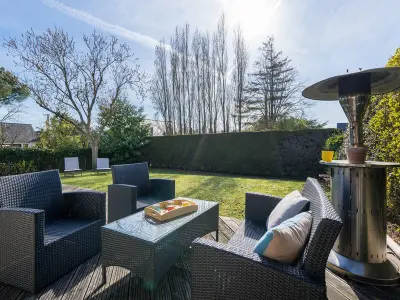 Villa à Carnac, Maison à Carnac, proche plage, jardin clos, 3 pièces, 4 pers, Wifi, parking, petit animal accepté - L831518
