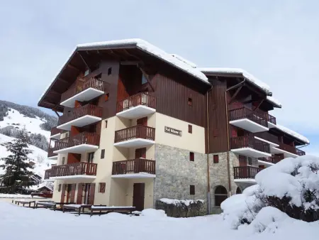 Charmant T2 cabine 4 pers, centre-village, proche pistes et commerces, balcon sud, piscine l'été - Photo 7