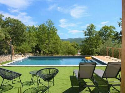 Maison en bois avec piscine 4 chambres, Maison 8 personnes à Saint Alban Auriolles FR-1-382-139
