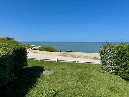Appartement en bord de mer avec jardin, parking et animaux acceptés à Royan - Photo 1