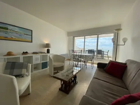 Appartement moderne avec terrasse et garage à Royan - Photo 2