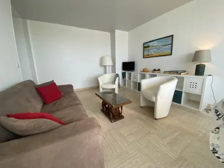 Appartement moderne avec terrasse et garage à Royan - Photo 9