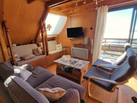 Chalet cosy 9 pers. avec balcon Sud, poêle à bois, Wi-Fi, proche pistes - Saint-Michel-de-Chaillol - Photo 4