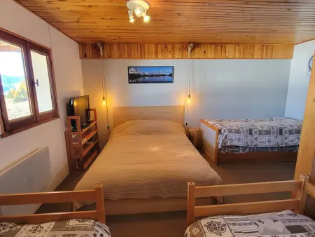 Chalet cosy 9 pers. avec balcon Sud, poêle à bois, Wi-Fi, proche pistes - Saint-Michel-de-Chaillol - Photo 13