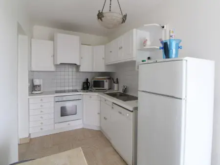 Appartement spacieux 95m2 au pied de la plage avec jardin et parking - Photo 3