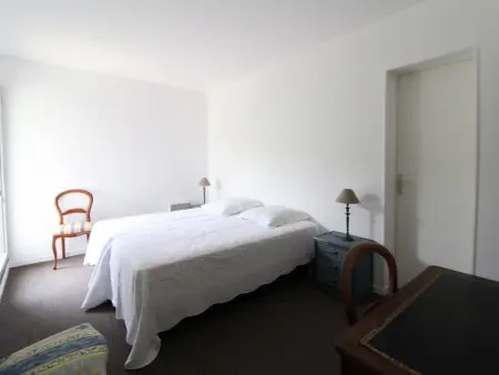 Appartement spacieux 95m2 au pied de la plage avec jardin et parking - Photo 9