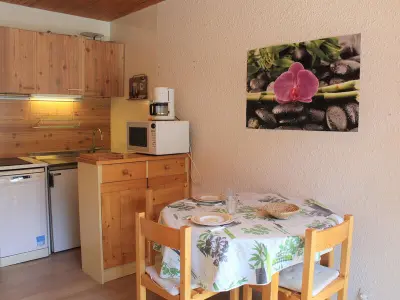 Appartement à Vars, Studio cosy à Vars Les Claux, accès direct aux pistes, balcon sud - L883391