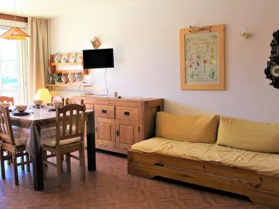 Appartement à Vars, Studio Avec Coin Montagne, Balcon, Proche Pistes et Commerces, 4 Couchages – Vars Les Claux - L883392