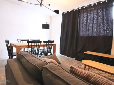 Studio cabine 4/5 pers, balcon expo sud, TV, cuisine équipée, casier à ski - Photo 2