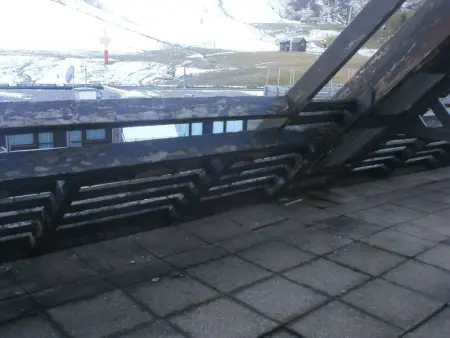 Studio cabine 4/5 pers, balcon expo sud, TV, cuisine équipée, casier à ski - Photo 8