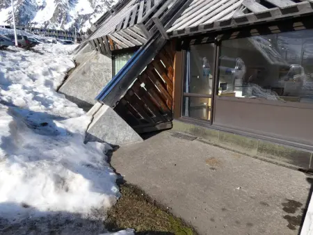 Studio cabine 6 pers. avec balcon exposition Sud, salon avec LCD et DVD, cuisine équipée, casier à ski - Photo 13