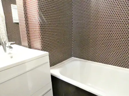 Spacieux T3 8 pers, Piau-Engaly, terrasse, 2 chambres, ascenseur, casier à ski - Photo 9