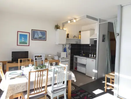 Studio cabine 6 pers. avec balcon, exposé sud, Club Engaly II - Photo 3