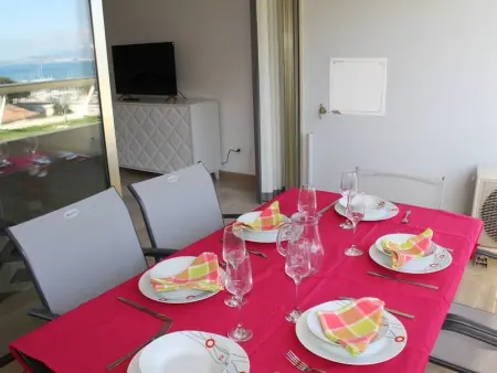 Villeneuve-Loubet : Appartement climatisé, 2 pièces, 4 couchages, parking en option - Photo 6