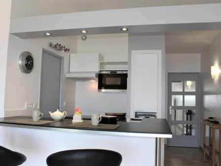 Villeneuve-Loubet : Appartement climatisé, 2 pièces, 4 couchages, parking en option - Photo 15