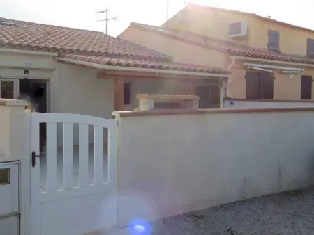 Charmante maison climatisée avec terrasse, parking privé à 600m de la plage, pour 6 personnes - Photo 9