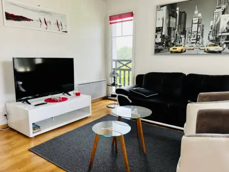 Appartement T2 à Cambo-les-Bains, terrasse, parking, internet - Photo 4